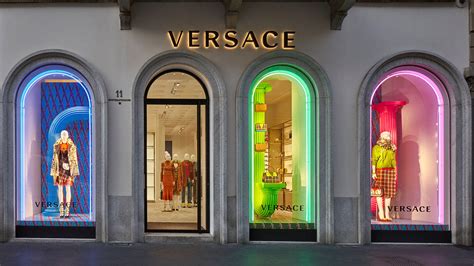 versace atelier milano|versace boutique milan.